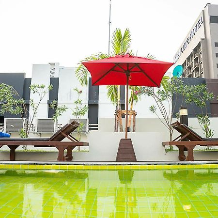 Sunshine Hip Hotel Паттая Екстер'єр фото